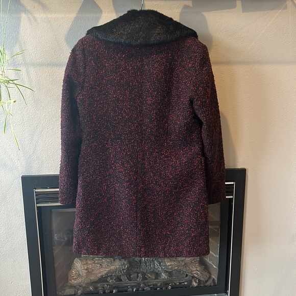 Ivanka Trump Wool Coat red & black w/removable black faux fur collar Womens M - Picture 9 of 12